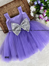 Load image into Gallery viewer, BT912 Semi Party Wear Frock
