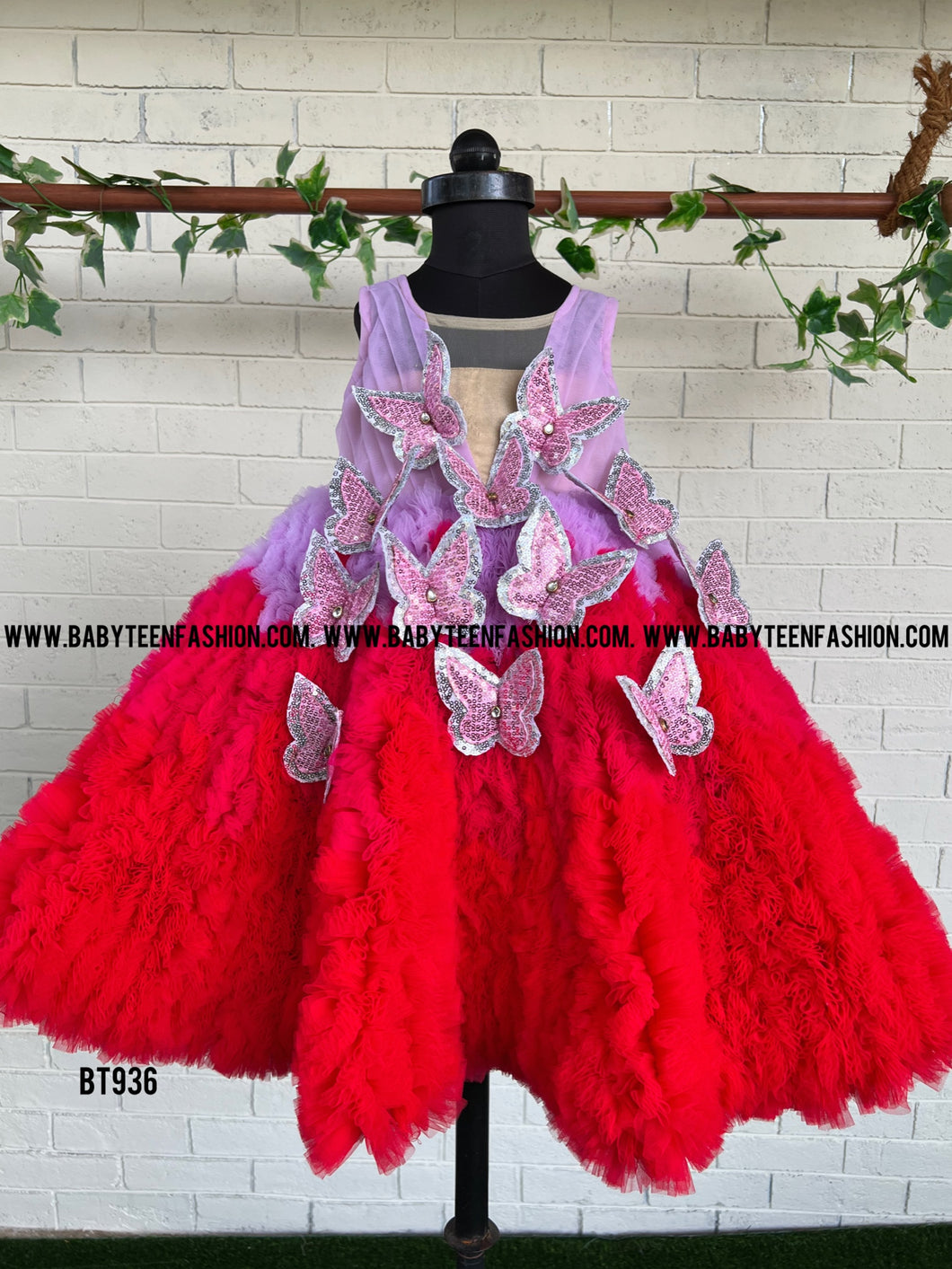 BT936 Luxury Butterfly Theme Birthday Party wear