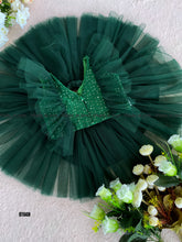 Load image into Gallery viewer, BT668 Green Frock
