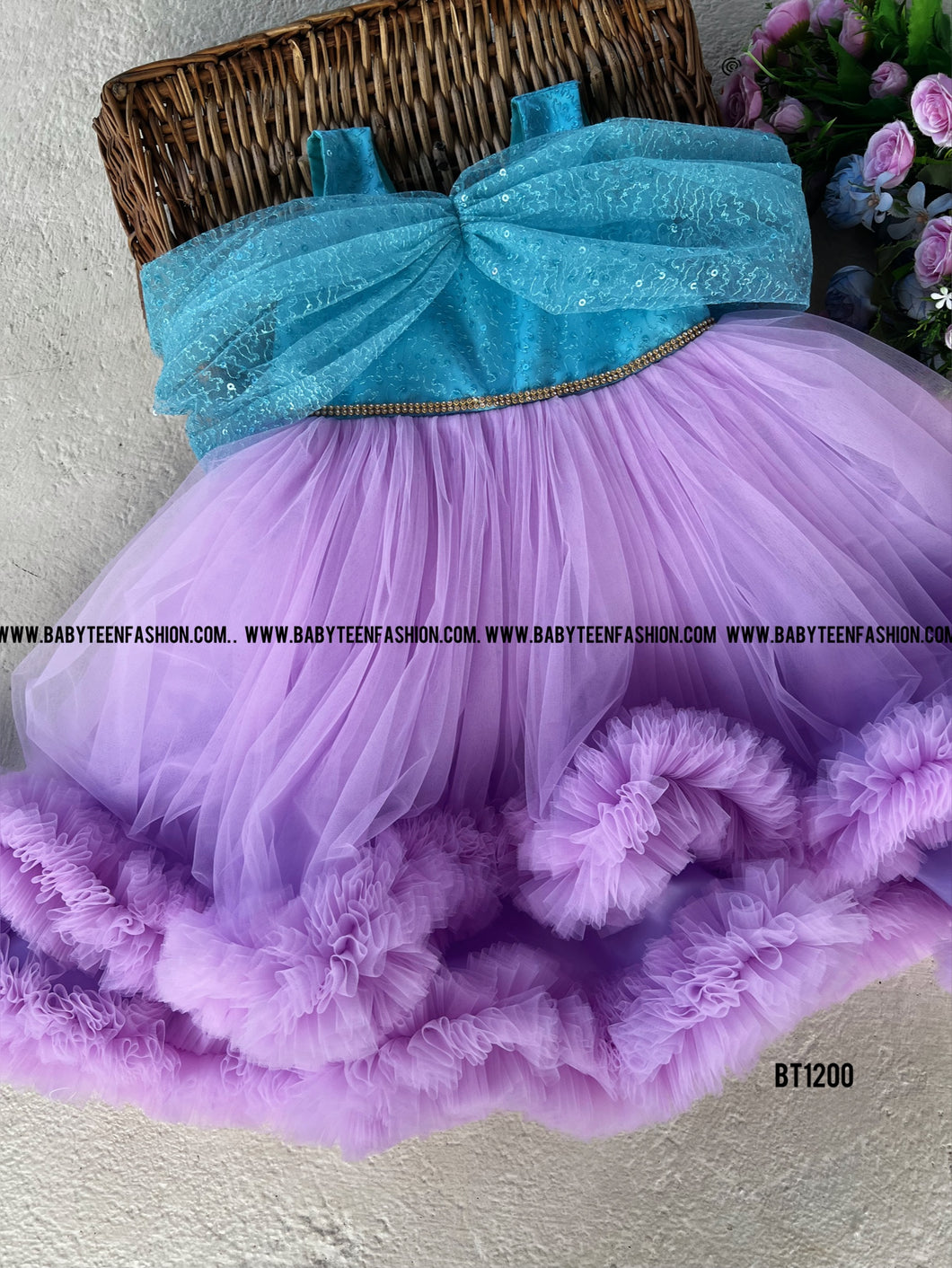 BT1200 Lavender Frost Princess Dress – Magic Awaits at Every Turn