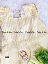 Load image into Gallery viewer, BT490 Ethnic Traditional wear
