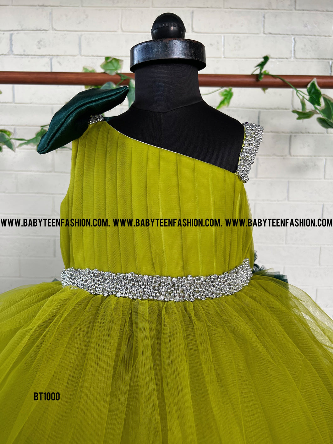 BT1000 Heavy Double Ruffle Birthday Frock
