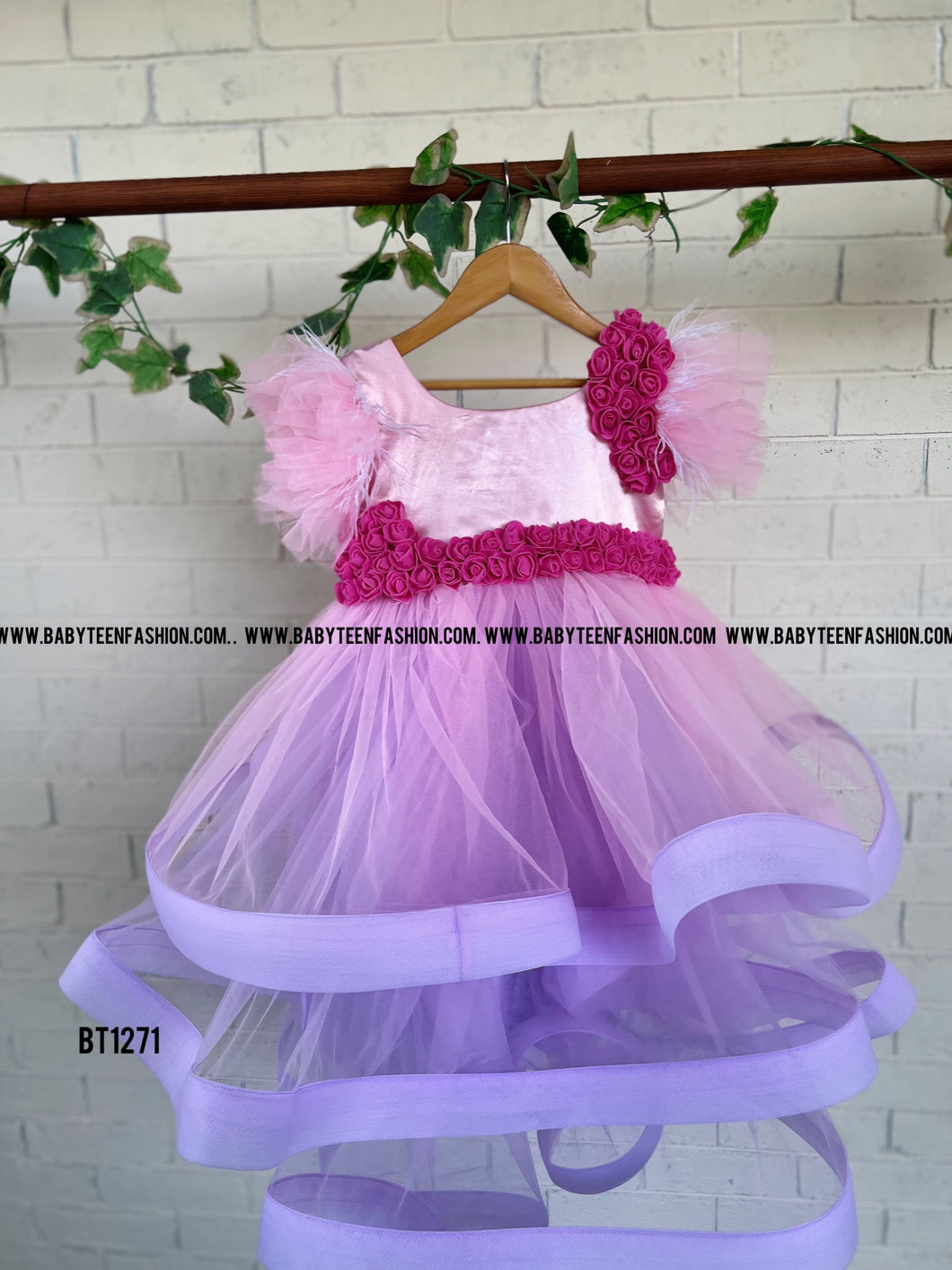 BT1271 Designer Party wear  frock For Kids