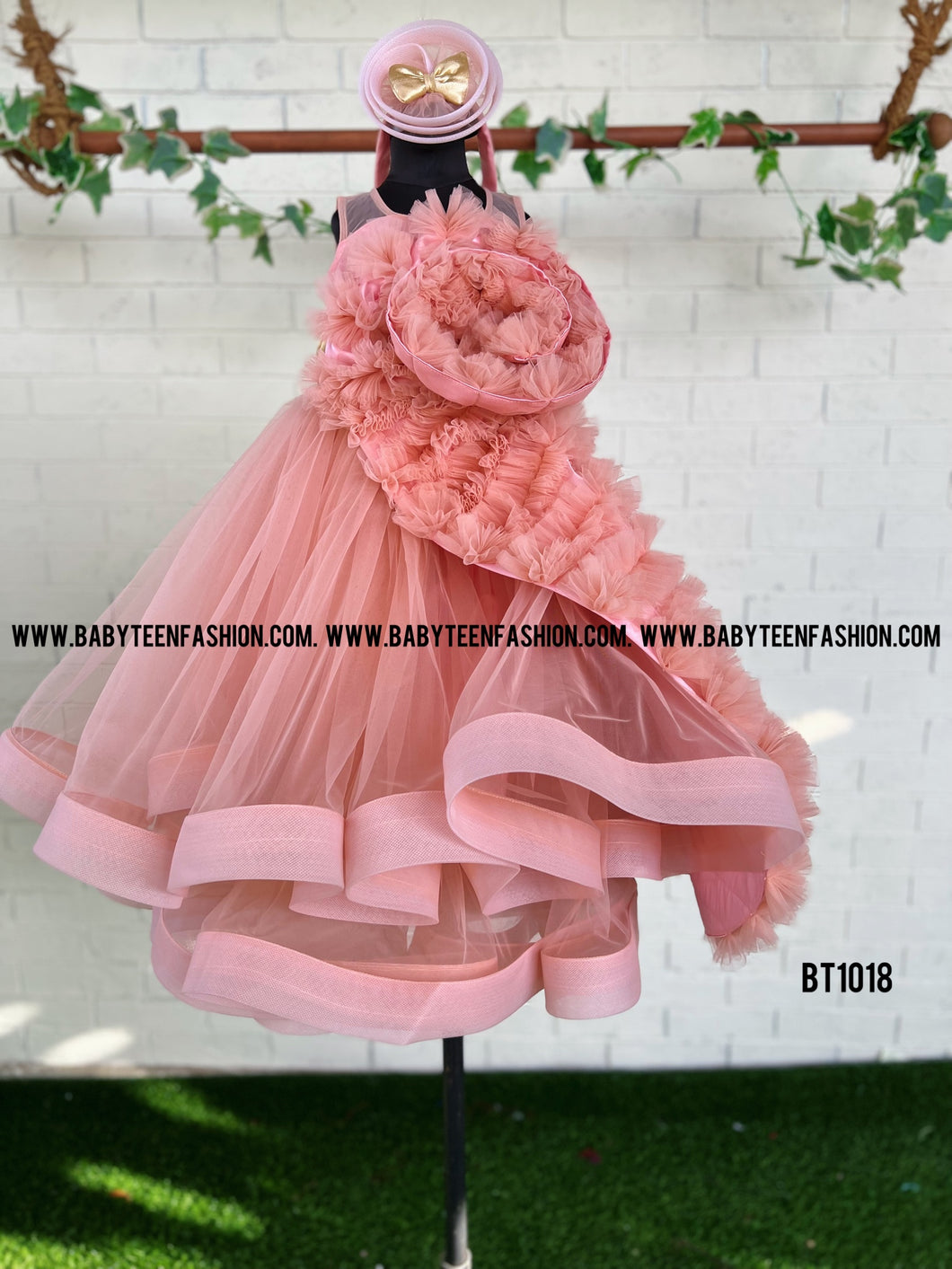 BT1018 Peach Blossom Dream - Elegant Soirée Gown