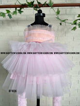 Load image into Gallery viewer, BT1026 Detachable Trail Party wear Frock
