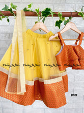 Load image into Gallery viewer, BT522 Ethnic Traditional wear
