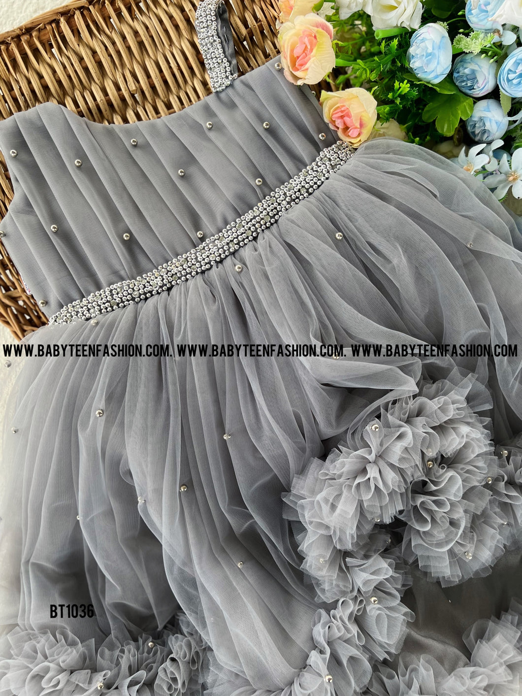 BT1036 Silver Mist: Enchanting Layered Dress for Petite Fashionistas