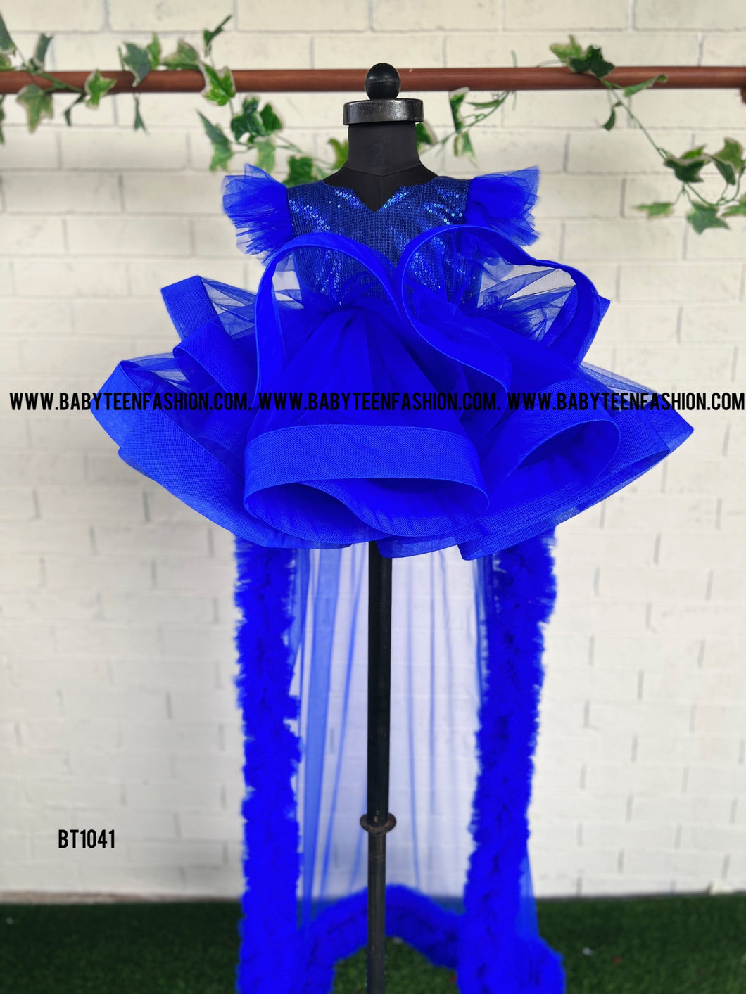 BT1041 Bouncy Birthday  Frock With  Princess Back Trail
