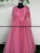 Load image into Gallery viewer, BT1058M Adult Gown-Mummy
