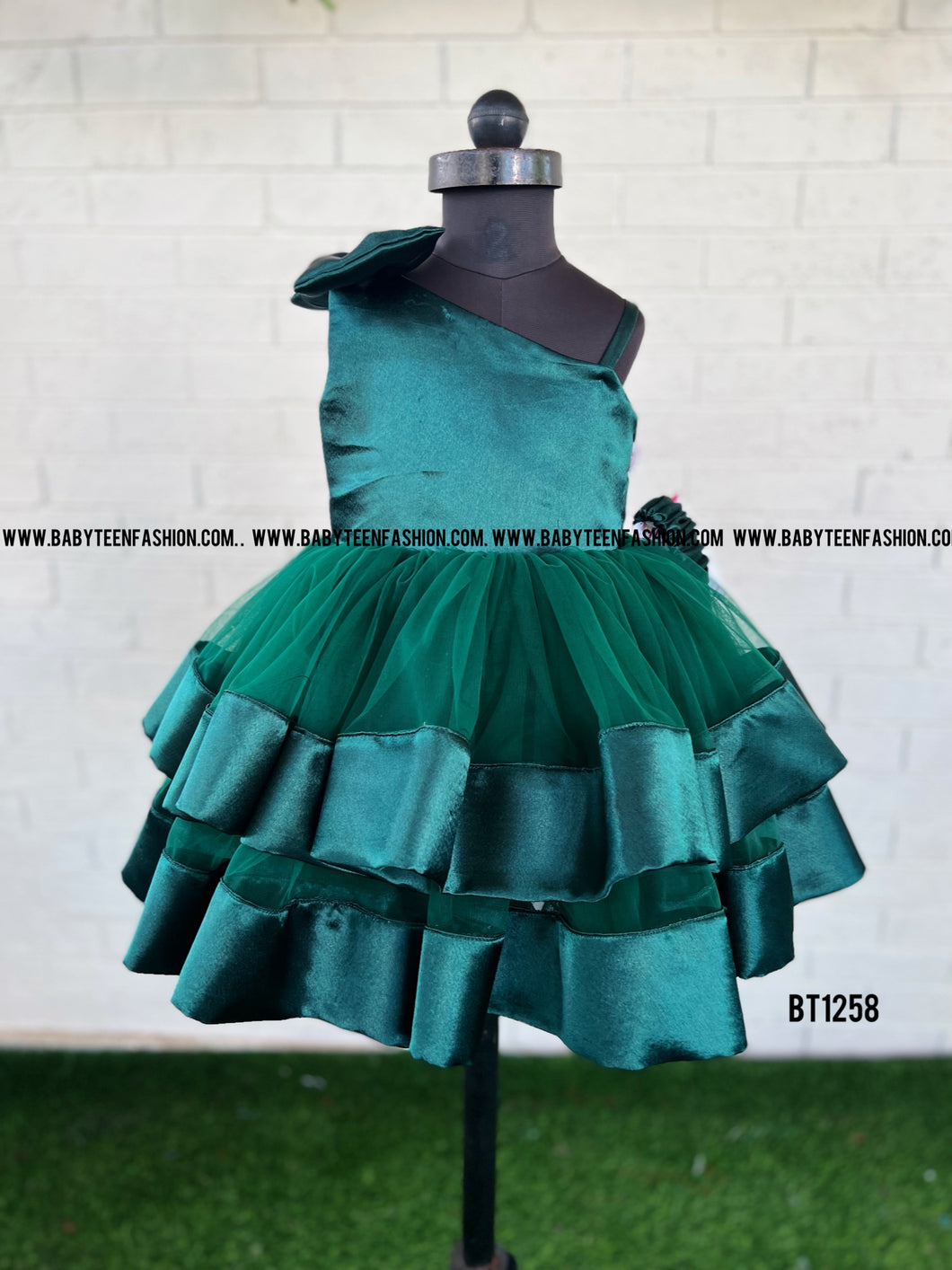 BT1258 Green Single shoulder Frock