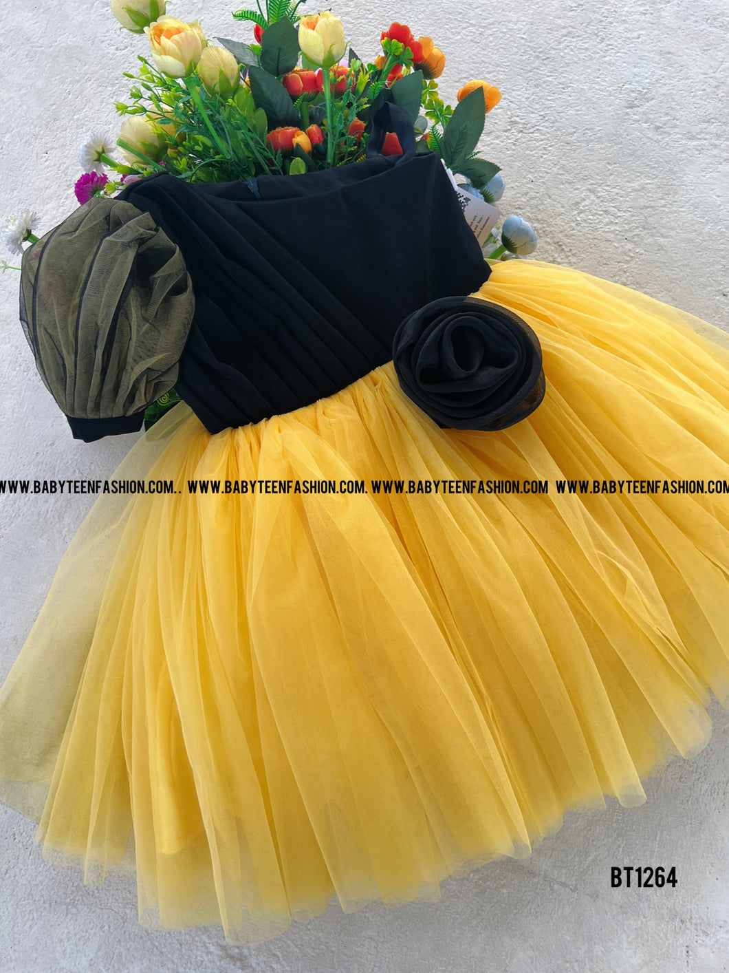 BT1264 One Shoulder Party Wear in Black and Yellow Retro Duo