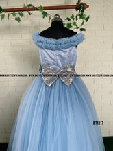 Load image into Gallery viewer, BT1317 Mother Adult Gown
