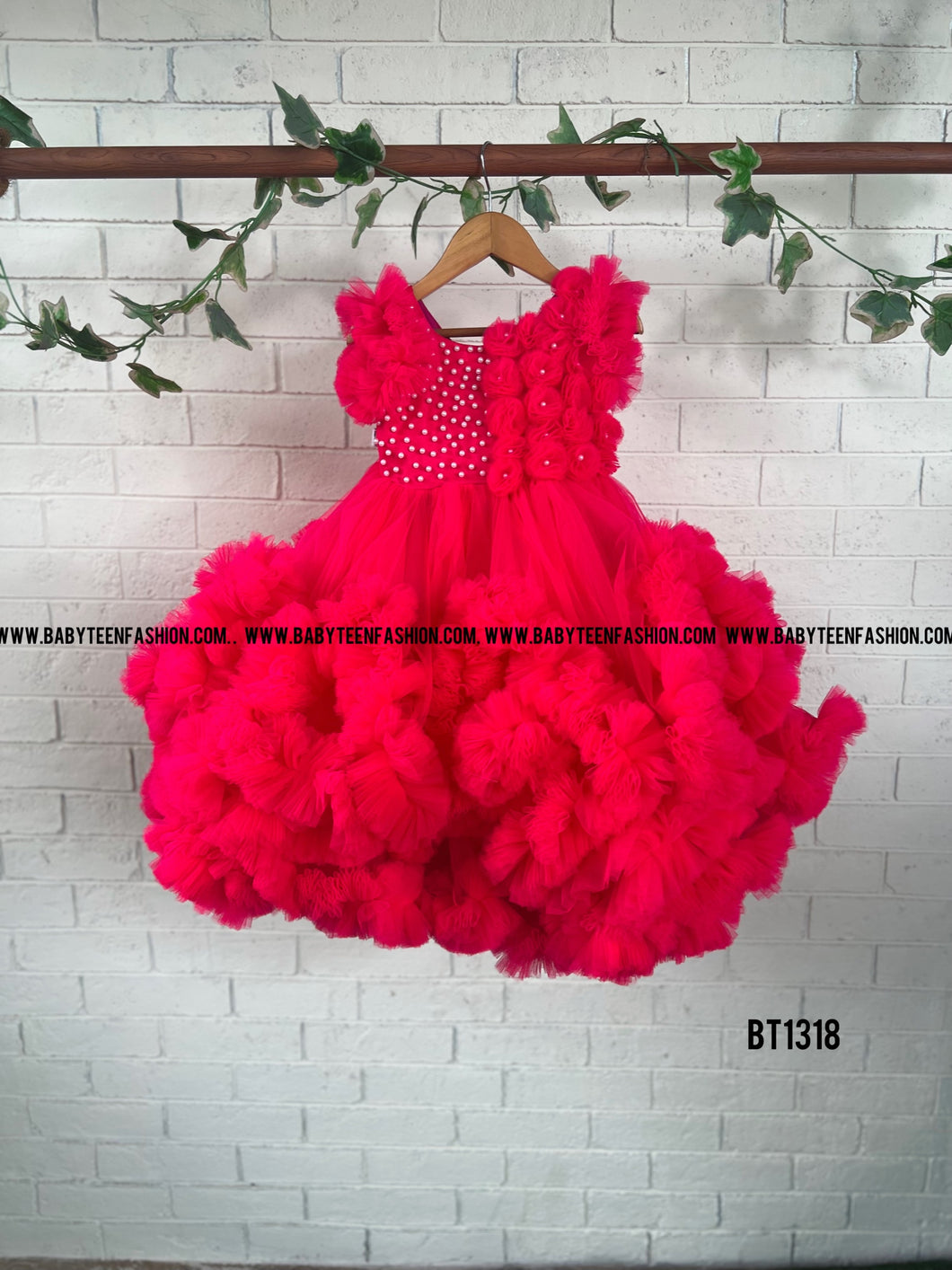 BT1318 Luxury Western Designer Party wear Cloud Gown