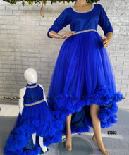Load image into Gallery viewer, BT532M Adult Gown
