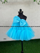 Load image into Gallery viewer, BT411 Oneside Shoulder Frock
