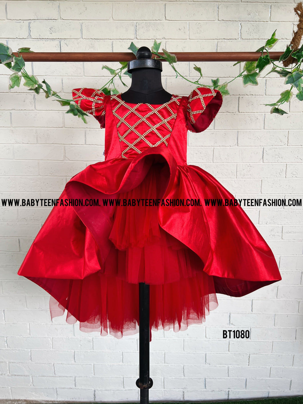 BT1080 Crimson Jewel Party Dress - Where Elegance Meets Enchantment!