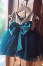 Load image into Gallery viewer, BT187 Gold and Green Combination Birthday Party wear Outfit for Baby Girls
