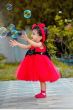 Load image into Gallery viewer, BT052 Red and Black Retro Color Combination Partywear Frock Highlighted with Sequence Bows for Baby Girl
