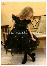 Load image into Gallery viewer, BT381 Frock
