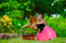 Load image into Gallery viewer, BT379 Pink Black Retro Frock
