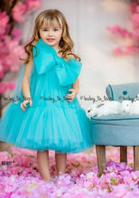 Load image into Gallery viewer, BT411 Oneside Shoulder Frock
