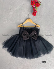 Load image into Gallery viewer, BT578 Black Knee Length Frock
