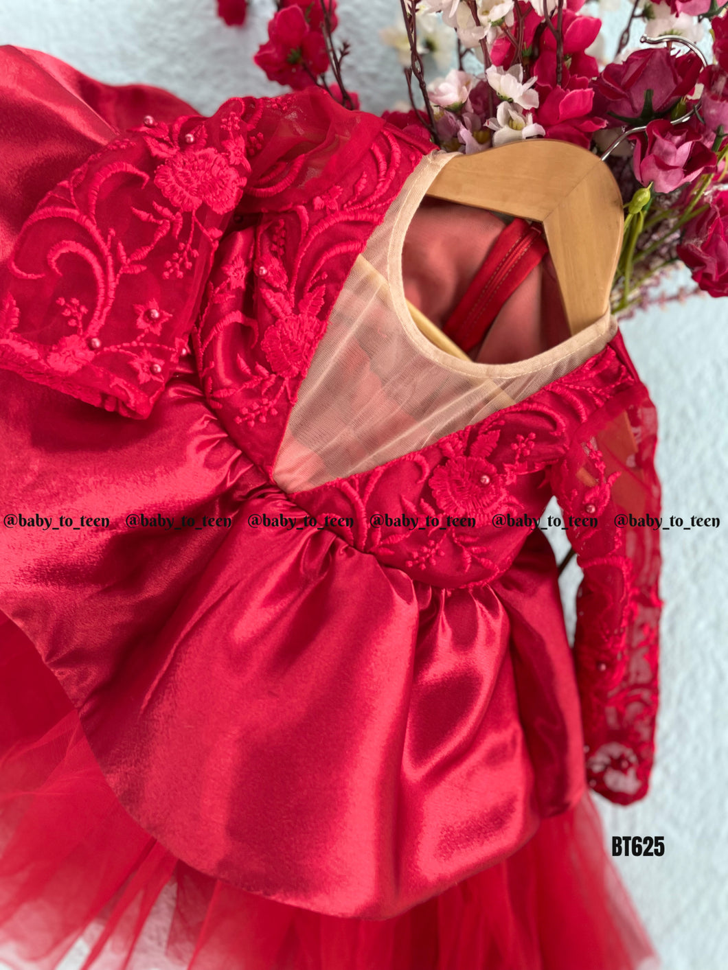 BT625 Red Frock