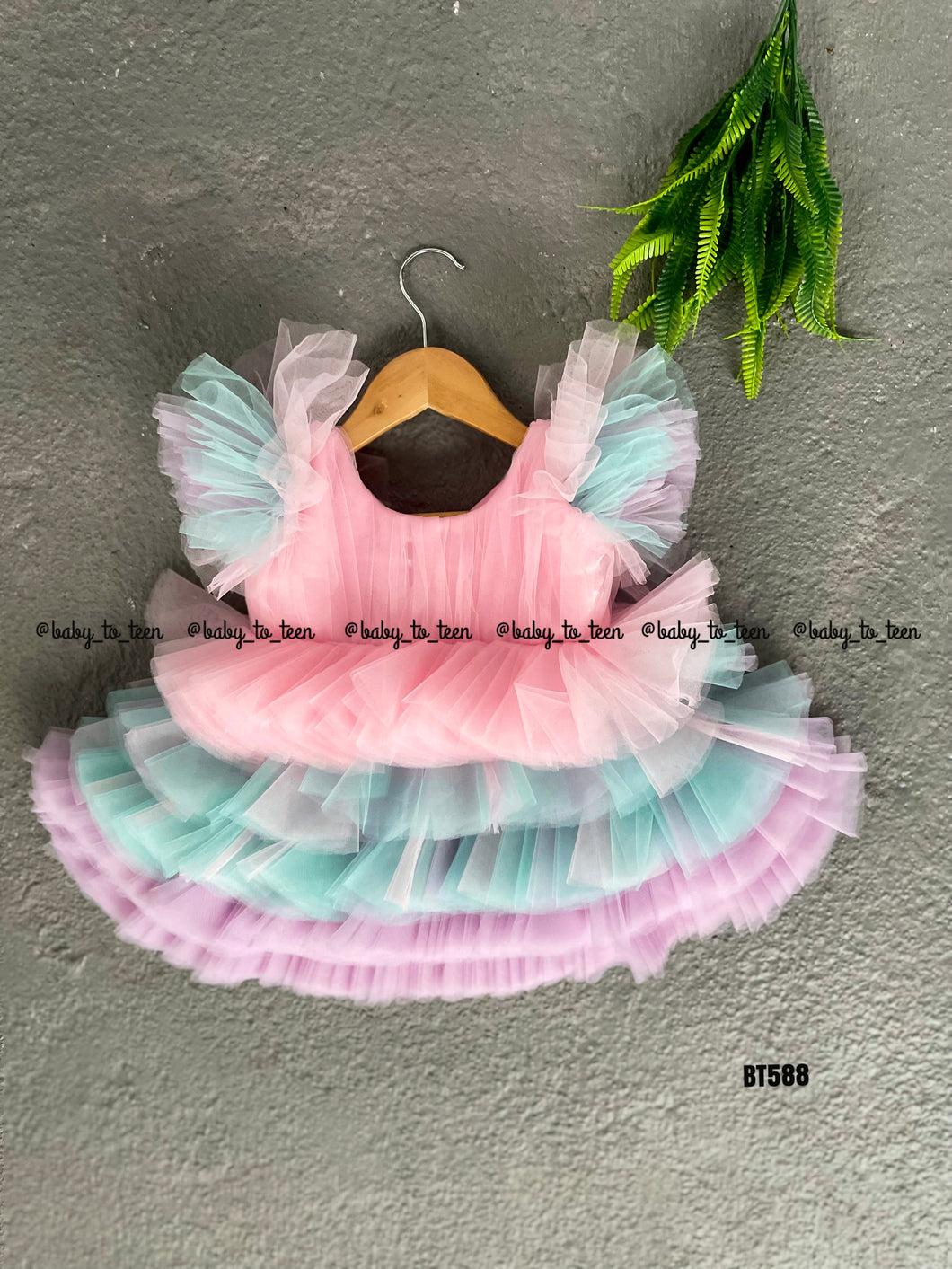 BT588 Fusion Frock
